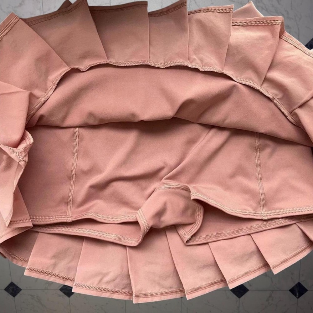 Alo Double or Nothing Skirt Vintage Pink NWT Size XS - Picture 3 of 4